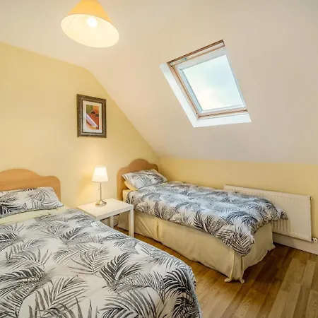 4 Bed In Portnoo Oc-ii16953 *