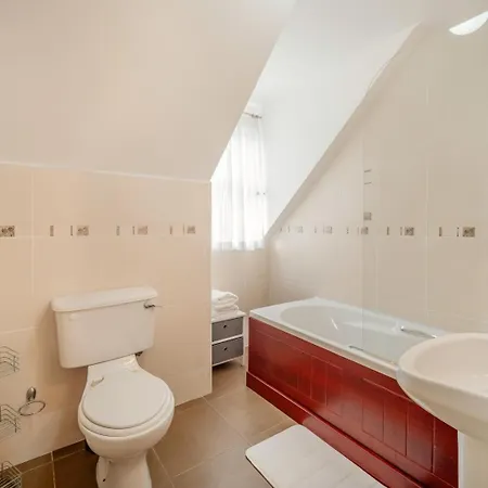 4 Bed In Portnoo Oc-ii16953 *